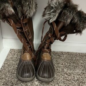Stylish London Fog Brown Fur-Lined Women's Boots